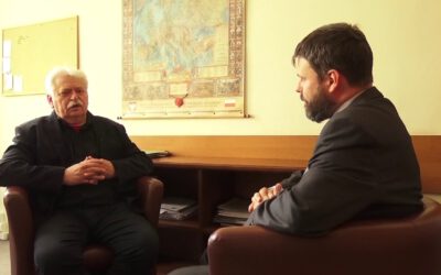 Prof. Romuald Szeremietiew w rozmowie z Jackiem Hogą. Część 2.